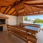 Dora Zadarvillas Villa