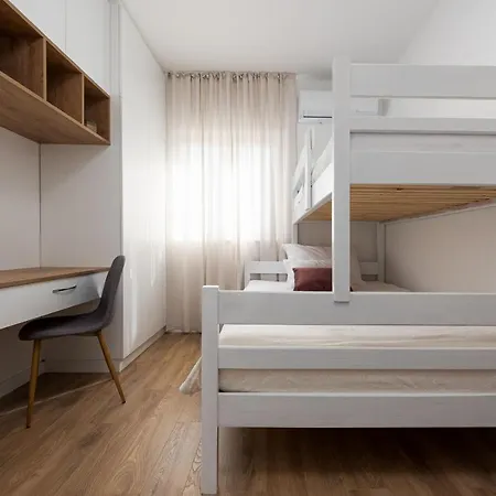 Dora Zadarvillas Вилла *