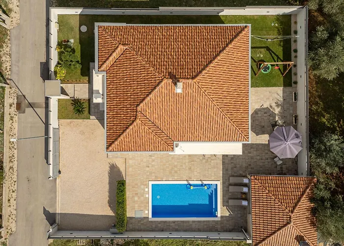 וילה Dora Zadarvillas *