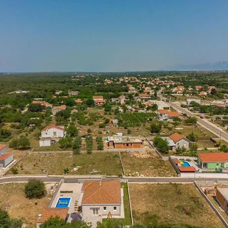 Dora Zadarvillas Villa *