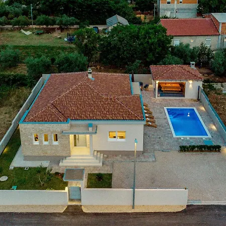 Vila Dora Zadarvillas Murvica (Policnik)