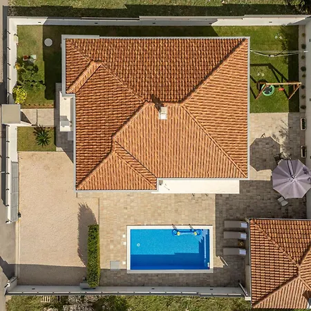 Vila Dora Zadarvillas *