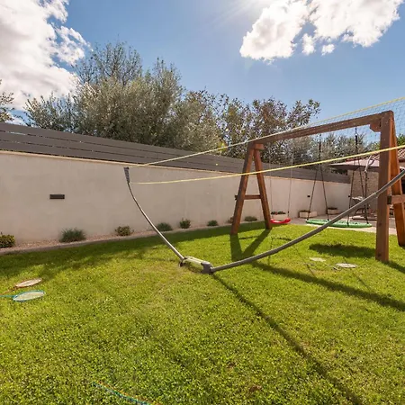 Dora Zadarvillas Vila Murvica (Policnik)